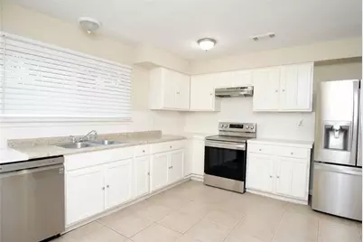 16127 Queensdale Drive, Houston, TX 77082 - Photo 5
