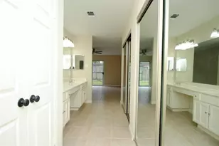 16127 Queensdale Dr, Houston, TX 77082 - Photo 9