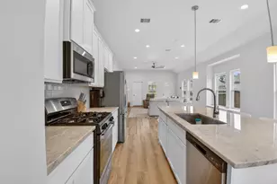 2328 Cedar Pl Dr, Conroe, TX 77306 - Photo 5