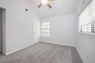 86 W Stony Bridge Cir, The Woodlands, TX 77381 - Photo 35
