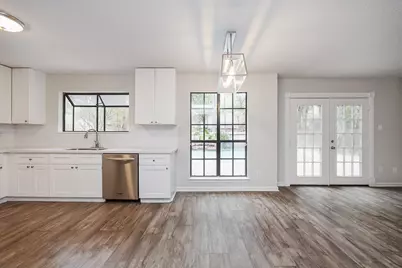 86 W Stony Bridge Circle, The Woodlands, TX 77381 - Photo 13