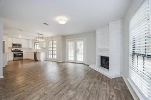 86 W Stony Bridge Cir, The Woodlands, TX 77381 - Photo 23