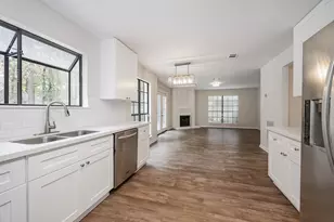 86 W Stony Bridge Cir, The Woodlands, TX 77381 - Photo 15