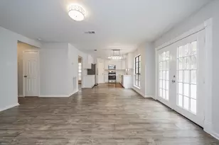 86 W Stony Bridge Cir, The Woodlands, TX 77381 - Photo 19