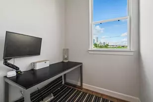 316 Jensen Dr, Houston, TX 77020 - Photo 21