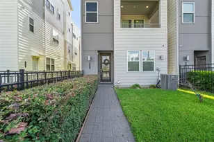316 Jensen Dr, Houston, TX 77020 - Photo 1
