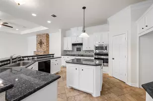 3207 W Benders Landing Blvd, Spring, TX 77386 - Photo 13