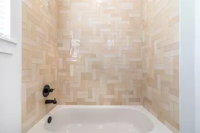 5726 Barbara Rose Lane, Houston, TX 77091 - Photo 27