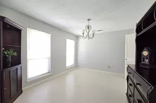 3118 Flintwood Dr, Sugar Land, TX 77479 - Photo 3
