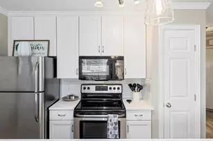 9520 Seawall Blvd, Galveston, TX 77554 - Photo 17
