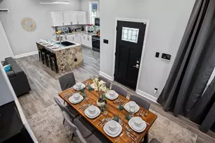 1015 Brooks St, Houston, TX 77009 - Photo 9