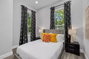 1015 Brooks St, Houston, TX 77009 - Photo 21