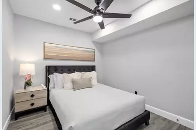 1015 Brooks Street, Houston, TX 77009 - Photo 31
