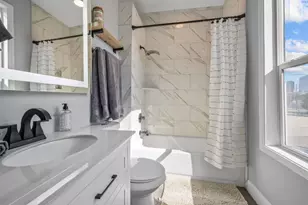 1015 Brooks St, Houston, TX 77009 - Photo 21