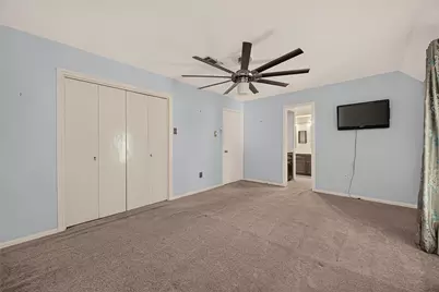 5814 Lodge Creek Drive, Houston, TX 77066 - Photo 31