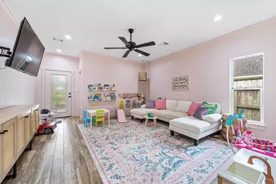 201 Hillcrest Drive, Alvin, TX 77511 - Photo 31