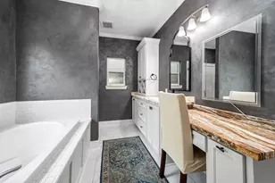 201 Hillcrest Dr, Alvin, TX 77511 - Photo 25