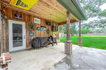 201 Hillcrest Drive, Alvin, TX 77511 - Photo 41