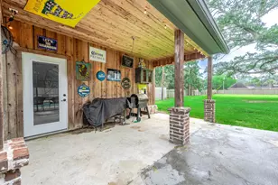 201 Hillcrest Dr, Alvin, TX 77511 - Photo 41