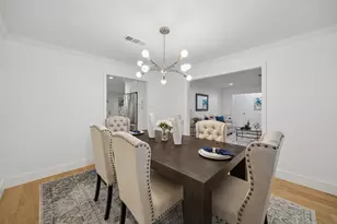 9211 Olathe St, Houston, TX 77055 - Photo 11