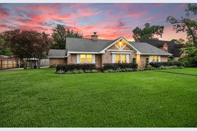 9211 Olathe Street, Houston, TX 77055 - Photo 7