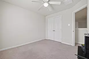 13034 Fenland Field Ln, Houston, TX 77047 - Photo 31