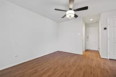 13034 Fenland Field Lane, Houston, TX 77047 - Photo 11