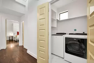 1705 Dunlavy St, Houston, TX 77006 - Photo 27