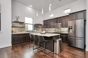 1705 Dunlavy St, Houston, TX 77006 - Photo 19