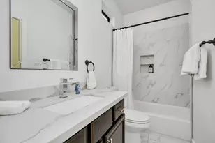 1705 Dunlavy St, Houston, TX 77006 - Photo 41
