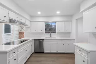 12903 Avenida Vaquero St, Houston, TX 77077 - Photo 13