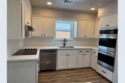 4214 Honey Oaks Drive, Seabrook, TX 77586 - Photo 5