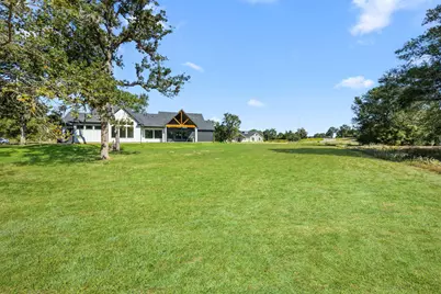 412 S Garrett Circle, Bellville, TX 77418 - Photo 39