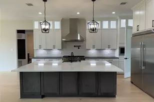 412 S Garrett Cir, Bellville, TX 77418 - Photo 9