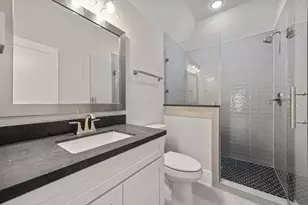 412 S Garrett Cir, Bellville, TX 77418 - Photo 37