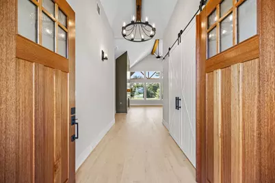 412 S Garrett Circle, Bellville, TX 77418 - Photo 5