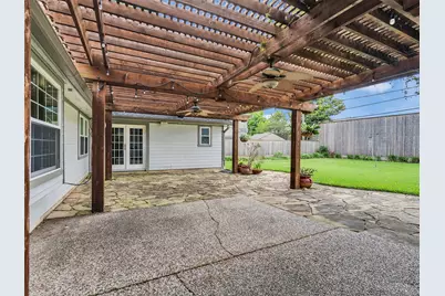 12527 Boheme Drive, Houston, TX 77024 - Photo 17
