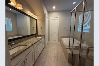 641 Middle Street, Houston, TX 77003 - Photo 19