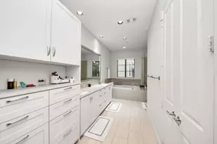 1608 Nevada St, Houston, TX 77006 - Photo 25