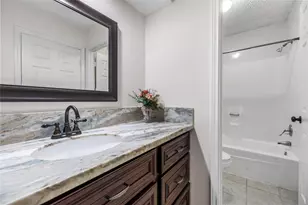 4467 Yupon Ridge Dr, Houston, TX 77072 - Photo 7