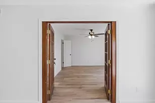 4011 NASA Road 1, Seabrook, TX 77586 - Photo 21