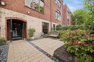 3300 Taft St, Houston, TX 77006 - Photo 3