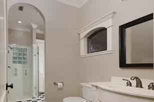 19 Hunnewell Way, The Woodlands, TX 77382 - Photo 13