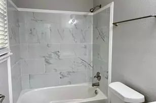 610 Garrett St, Liberty, TX 77575 - Photo 7