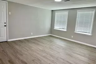 610 Garrett St, Liberty, TX 77575 - Photo 15