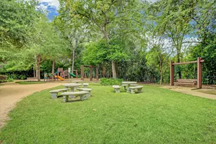 22 Knipp Rd, Houston, TX 77024 - Photo 41