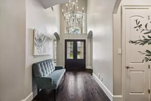 22 Knipp Rd, Houston, TX 77024 - Photo 3