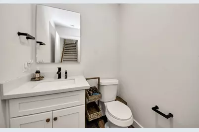 3905 Pinemont Drive #E, Houston, TX 77018 - Photo 19