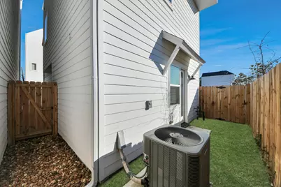 3905 Pinemont Drive #E, Houston, TX 77018 - Photo 39