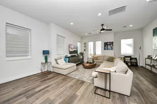 3905 Pinemont Dr, Houston, TX 77018 - Photo 7